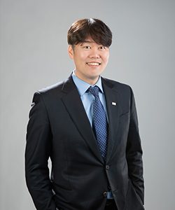 이현욱